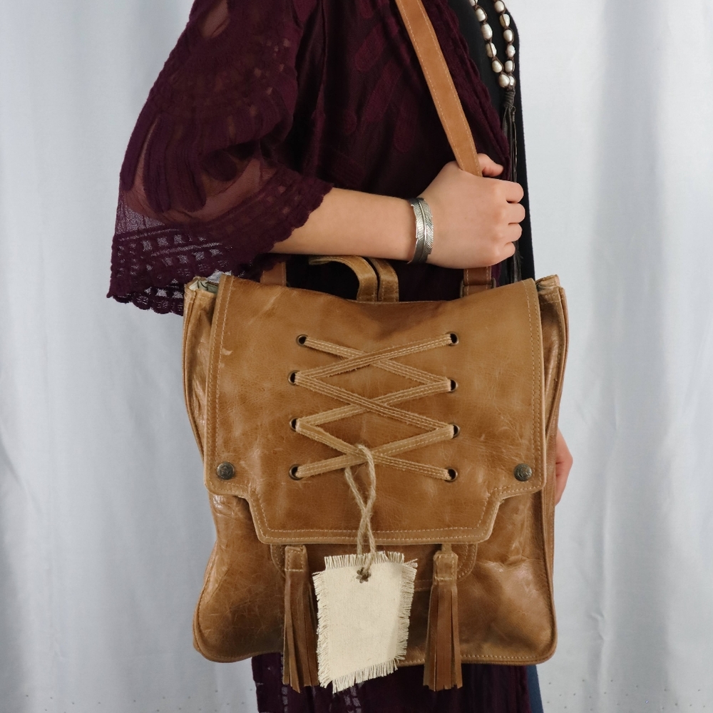 🎁Convertible Leather Tassel Corset Backpack bag Gift! - Picture 5 of 7